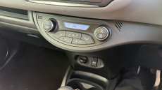 Toyota Yaris 1.5 Hybrid Icon 5dr CVT Hybrid Hatchback